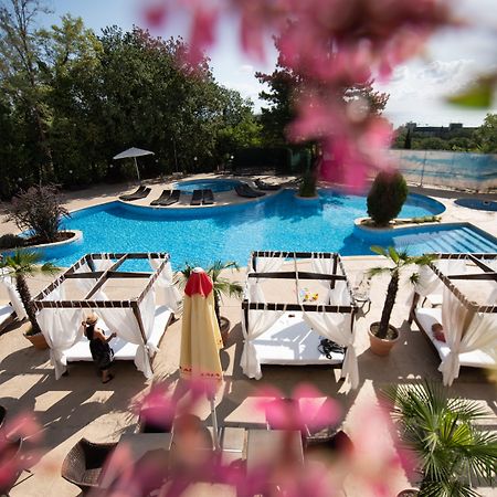 Apollo Spa Resort - Premium All-Inclusive , Pools & Free Beach, Individual Ac In Every Room Goudstrand Buitenkant foto