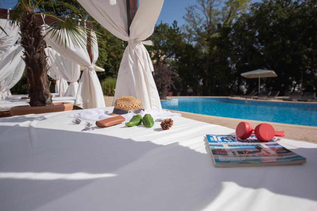 Apollo Spa Resort - Premium All-Inclusive , Pools & Free Beach, Individual Ac In Every Room Goudstrand Buitenkant foto