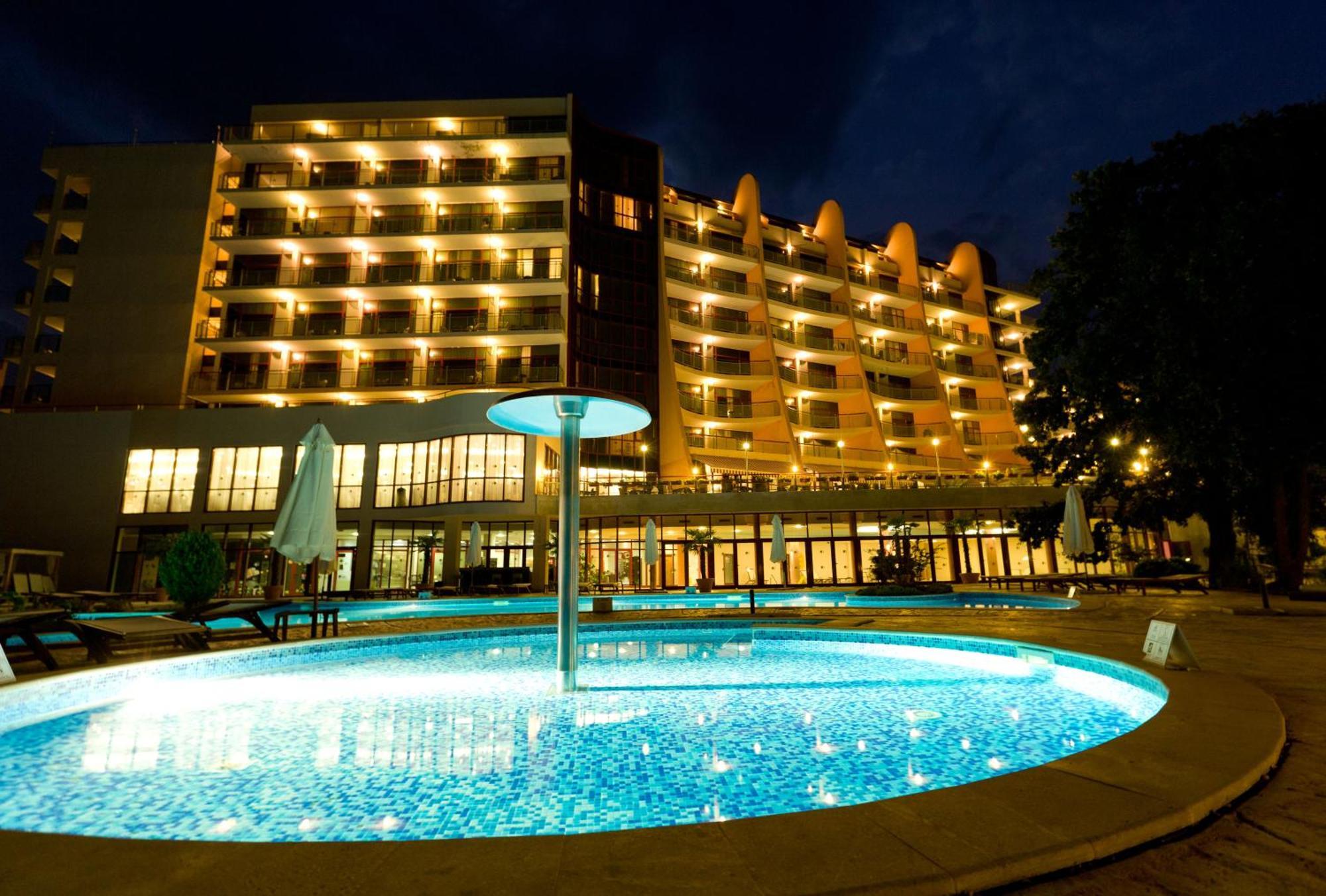 Apollo Spa Resort - Premium All-Inclusive , Pools & Free Beach, Individual Ac In Every Room Goudstrand Buitenkant foto