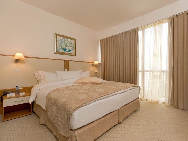 Apollo Spa Resort - Premium All-Inclusive , Pools & Free Beach, Individual Ac In Every Room Goudstrand Buitenkant foto